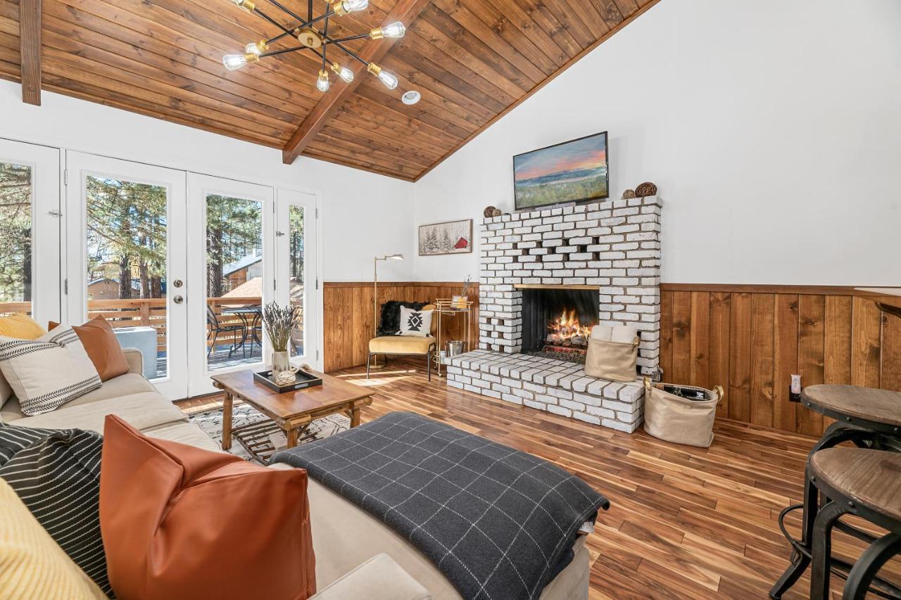 Yellow Pine Lodge - Charming Cottage Style Cabin With Peak-A-Boo Lake And Mountain Views Big Bear Lake Exterior foto