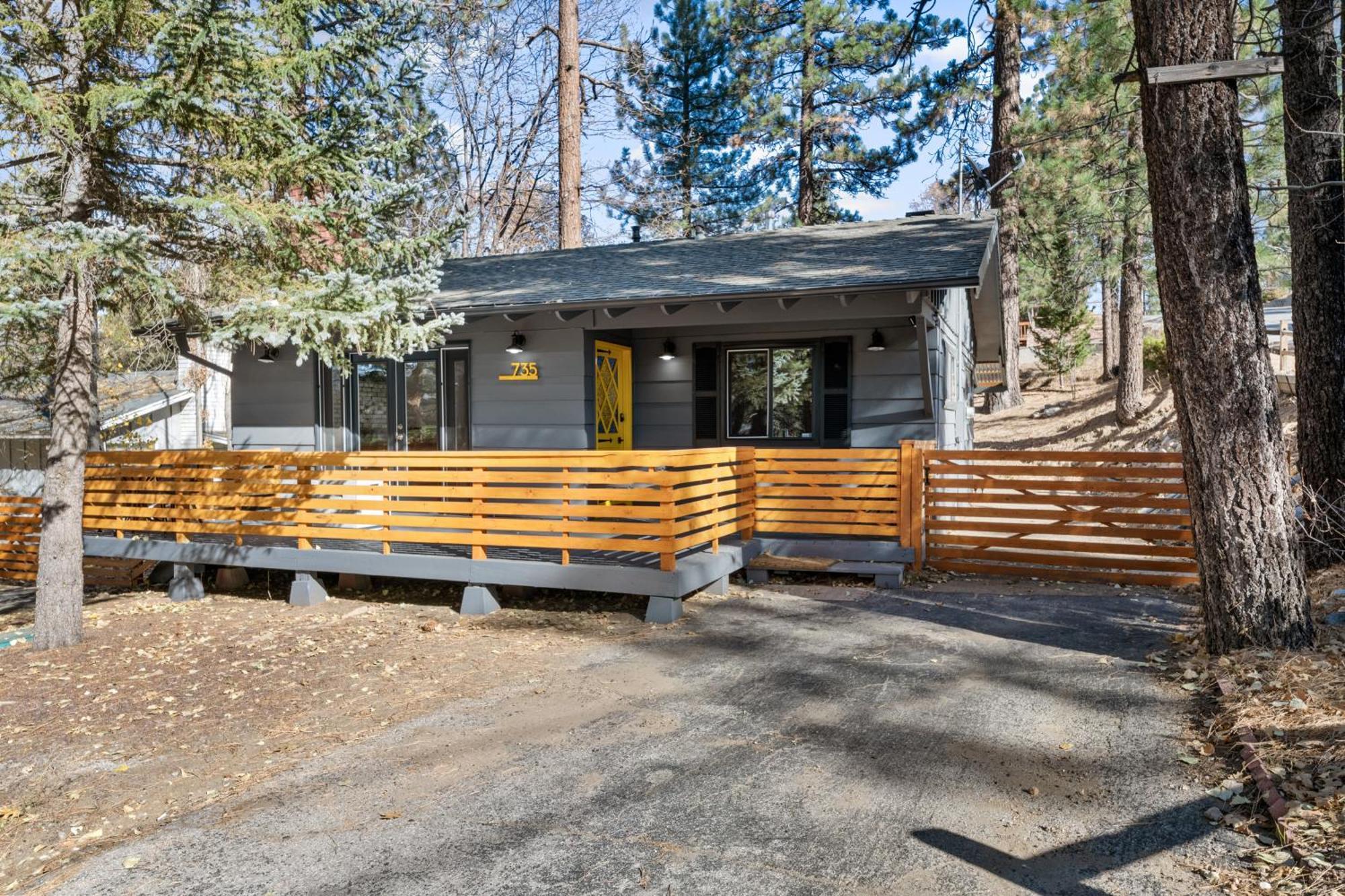 Yellow Pine Lodge - Charming Cottage Style Cabin With Peak-A-Boo Lake And Mountain Views Big Bear Lake Exterior foto